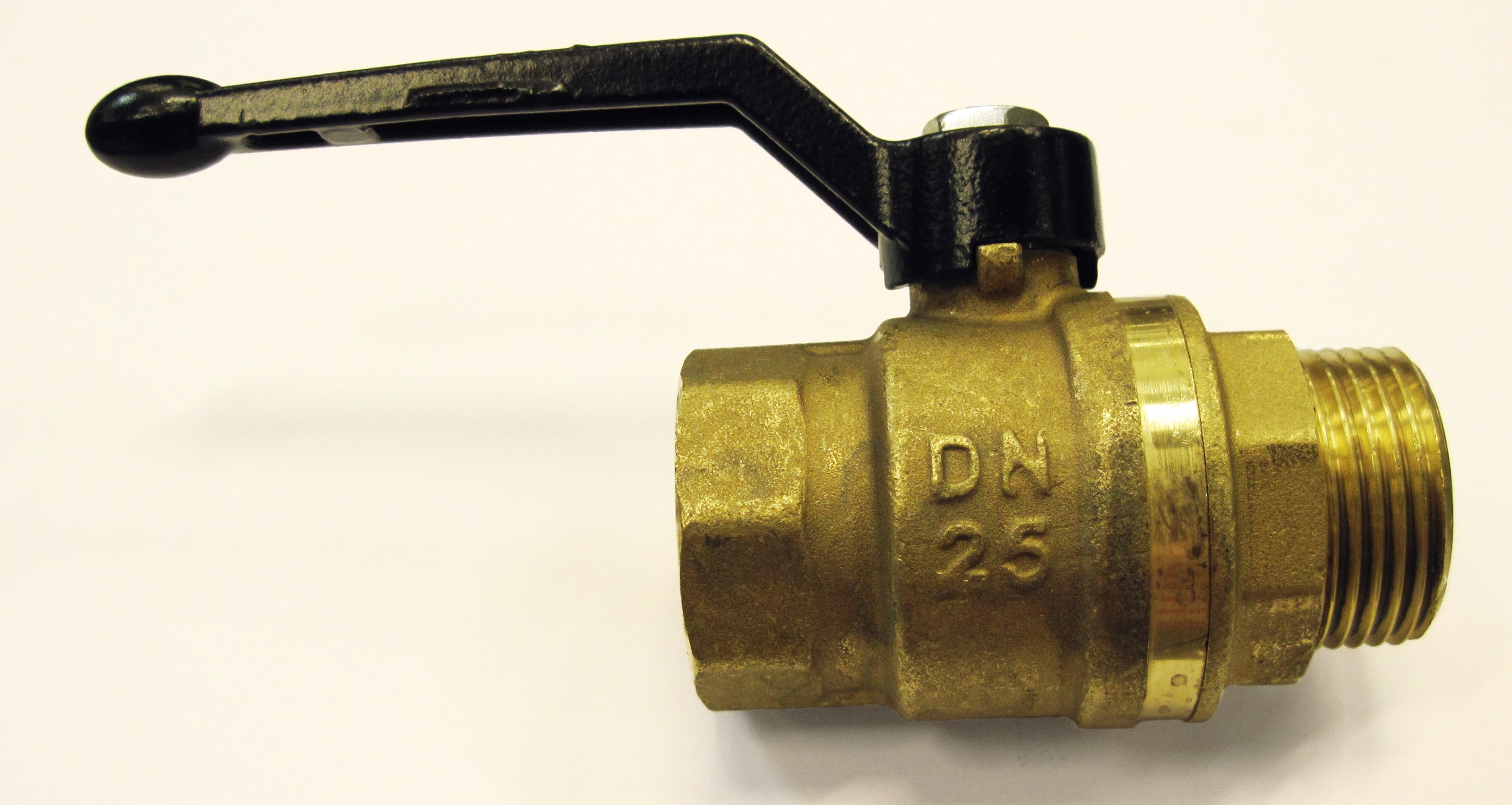 5125127: Kuleventil inn/ut med hendel 1"