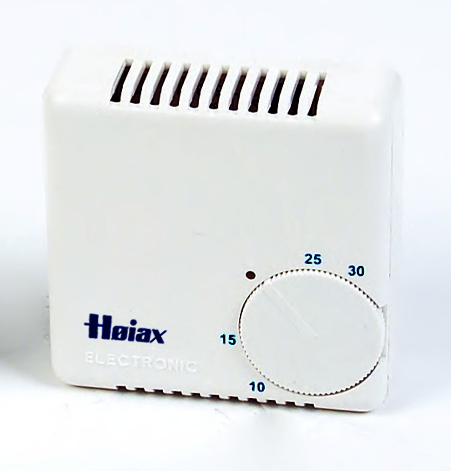 8377656: *Romtermostat trådstyrt (24V)